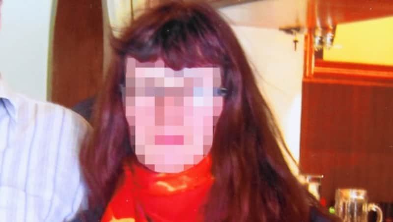 Die 55-jährige Frau wurde getötet. Ihr Sohn (14) steht unter Mordverdacht. (Bild: Andi Schiel)