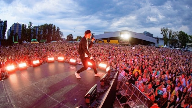 12.000 Fans bejubeln Mark Foster am Grazer Messegelände (Bild: Martin Wiesner/fotoundco.at)