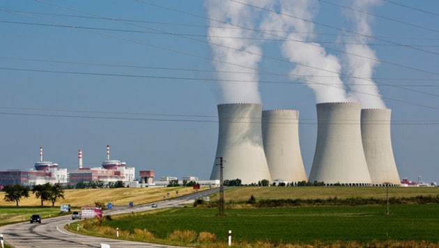 Für den fast 20 Jahre alten Reaktor droht eine unbeschränkte Genehmigung (Bild: Martin Sterba / CTK / picturedesk.com)