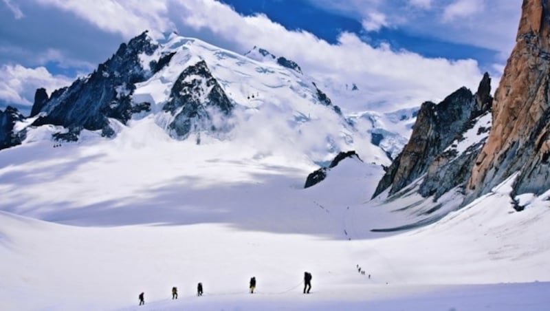 Der 4810 Meter hohe Mont Blanc zieht weltweit Bergsteiger in seinen Bann (Bild: Wallner Hannes/Kronenzeitung)