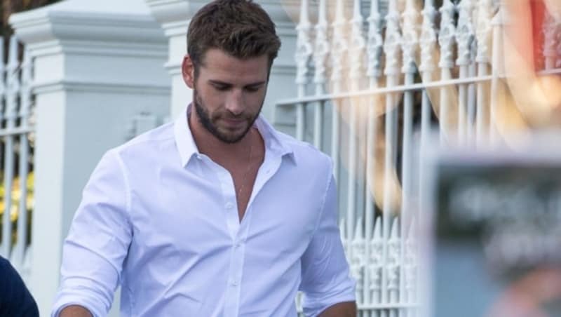 Bereits im Juli 2019 wurde Liam Hemsworth in Melbourne ohne Ehering gesehen. (Bild: www.PPS.at)