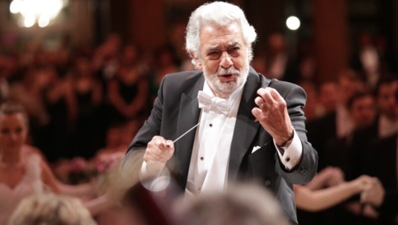 Dirigent Placido Domingo bei der Eröffnung des Balls der Wiener Philharmoniker am 18. Jänner 2018 im Wiener Musikverein. (Bild: APA/GEORG HOCHMUTH)