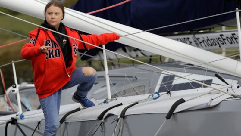 Die schwedische Klimaaktivistin Greta Thunberg reist mit einer emissionsfreien Hochseejacht von Großbritannien nach New York. (Bild: The Associated Press)