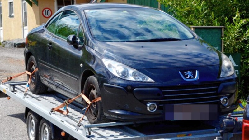 Das Auto des Getöteten und seiner Ehefrau (Bild: Monatsrevue/Lenger Thomas)