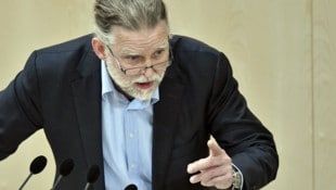 Trauer um den ehemaligern JETZT-Abgeordneten Alfred Noll