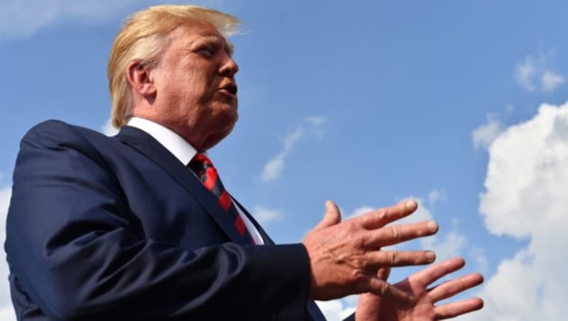 US-Präsident Trump glaubt, dass die Wirtschaftskraft seines Landes ein „No-Deal-Szenario“ mit China unbeschadet überstehen könnte. (Bild: APA/AFP/Nicholas Kamm)