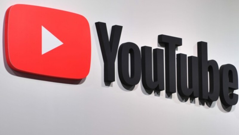 Google musste erstmals einen Rückgang der Werbeerlöse auf der Videoplattform YouTube melden. (Bild: AFP)