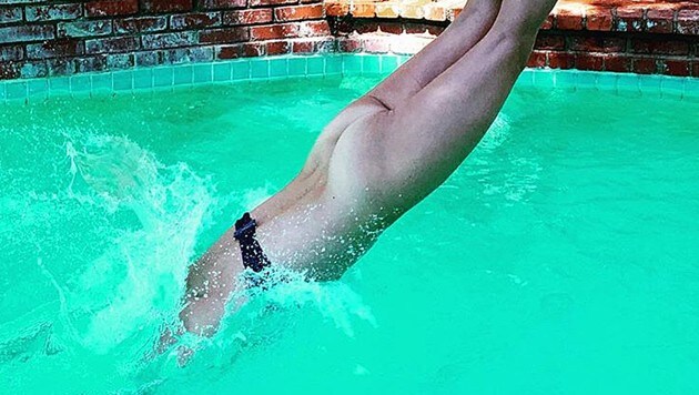 Selma Blair geht unten ohne baden. (Bild: instagram.com/selmablair)