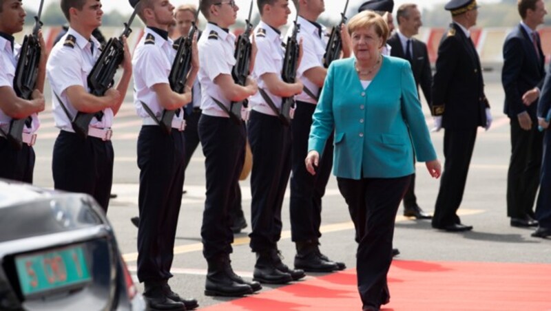 Deutschlands Kanzlerin Angela Merkel bei ihrer Ankunft beim G7-Gipfel (Bild: The Associated Press)