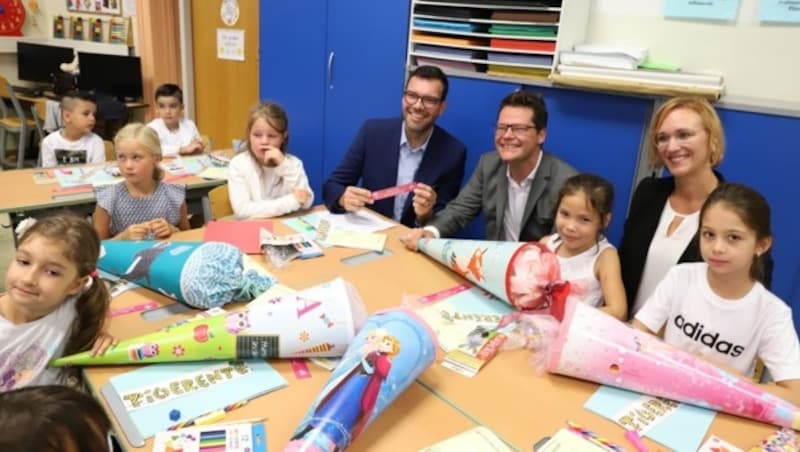 Sternstunde: 17.000 Kinder hatten am 2. September ihren ersten Schultag. (Bild: Zwefo)