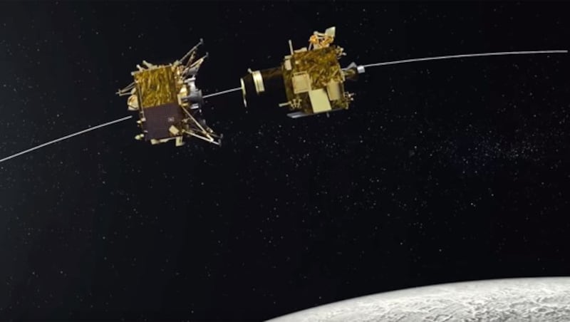 Illustration: Der Lander „Vikram“ (links) kurz nach dem Abkoppeln vom Orbiter (rechts) (Bild: YouTube.com/ISRO)
