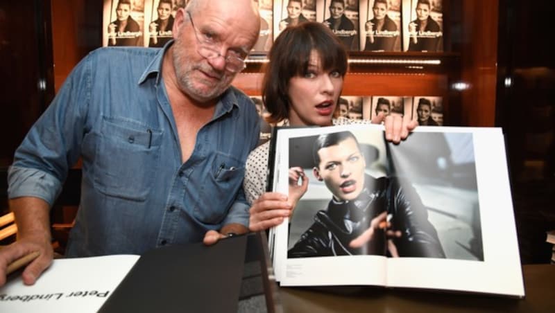 Peter Lindbergh mit Milla Jovovich (Bild: 2016 Getty Images)