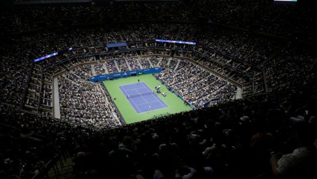 Das Arthur-Ashe-Stadium ist mit 34.771 Sitzplätzen das größte Tennis-Stadion der Welt. (Bild: Copyright 2019 The Associated Press. All rights reserved.)