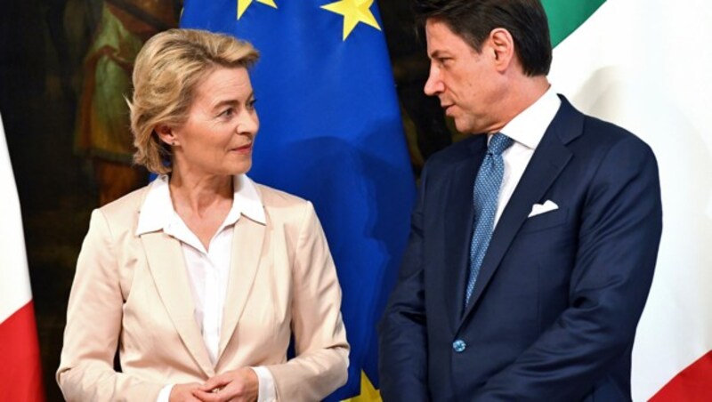 Conte und von der Leyen (Bild: APA/AFP/VINCENZO PINTO)