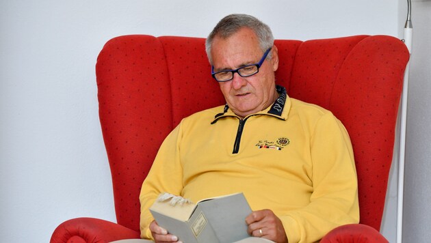 Eduard Brameshuber (72) half eine Augenoperation. (Bild: Harald Dostal)
