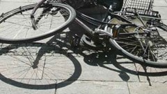 Der betrunkene Radfahrer stürzte (Symbolbild) (Bild: Jürgen Radspieler)