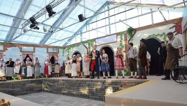 Heuer gibt es zum 6. Mal eine Oper im Kulturglashaus der Gärtnerei Sattler in Völkermarkt. (Bild: Sattler)