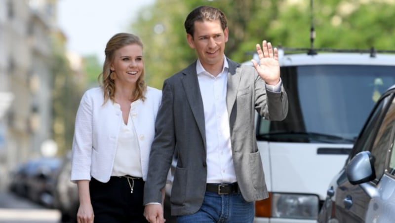 Sebastian Kurz und Susanne Thier (Bild: APA/ROLAND SCHLAGER)