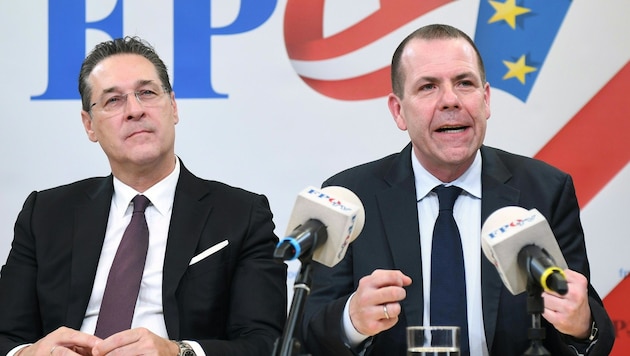 Ex-FPÖ-Bundesparteichef Heinz-Christian Strache und FPÖ-EU-Abgeordneter Harald Vilimsky (re.) (Bild: APA/Helmut Fohringer)