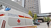 Die Frau wurde in die Klinik Innsbruck geflogen (Symbolbild)
