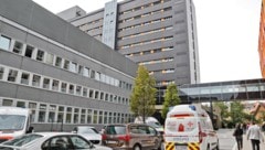 Die Klinik in Innsbruck (Bild: Christof Birbaumer / Kronenzeitung)