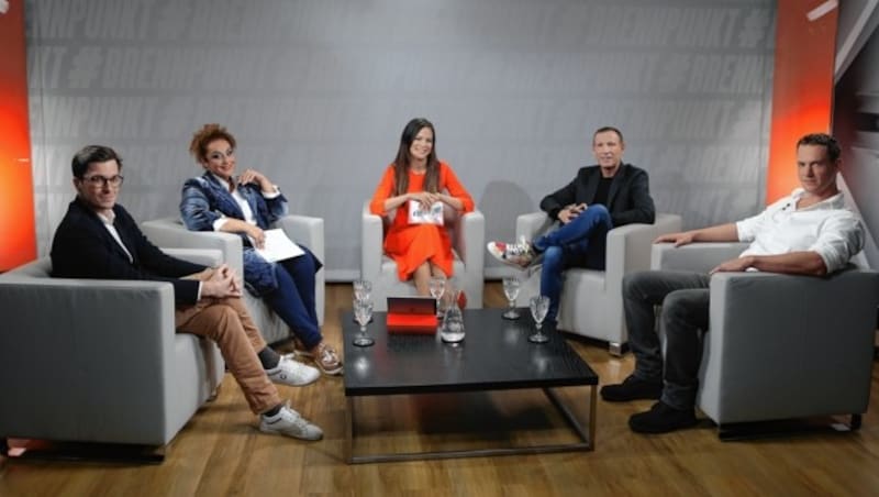 Von links nach rechts: Klaus Knittelfelder, Tatjana Lackner, Moderatorin Katia Wagner, Stefan Petzner und Paul Tikal (Bild: Gerhard Bartel)