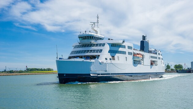 Ein Fährschiff von Deutschland nach Dänemark (Symbolbild). (Bild: ©Jürgen Wackenhut - stock.adobe.com)