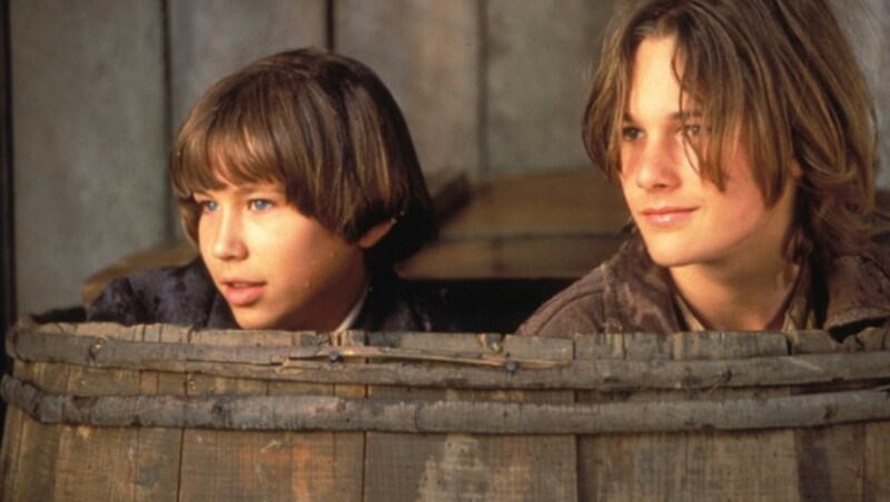 Brad Renfro (rechts) mit Jonathan Taylor Thomas in „Tom and Huck“ (1995) (Bild: Walt Disney Pictures / Shooting Star / picturedesk.com)