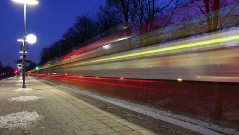 Vielen ÖBB-Zügen droht ein „Fahrverbot". (Bild: stock.adobe.com)