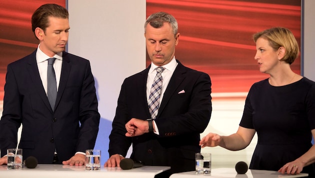 Sebastian Kurz (ÖVP) muss nach einem Koalitionspartner suchen: Norbert Hofer (FPÖ) hat in einer ersten Reaktion abgewunken, mit den NEOS allein geht es sich nicht aus. (Bild: AFP)