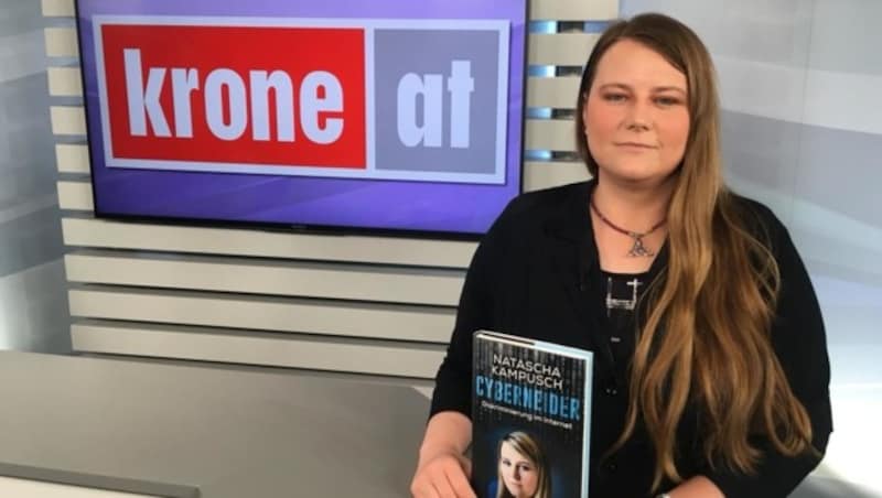 Natascha Kampusch hat ihr drittes Buch veröffentlicht - diesmal geht es um Hass im Internet. (Bild: krone.tv)