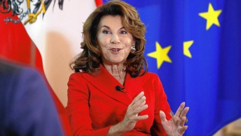 Kanzlerin Brigitte Bierlein (Bild: Reinhard Holl)