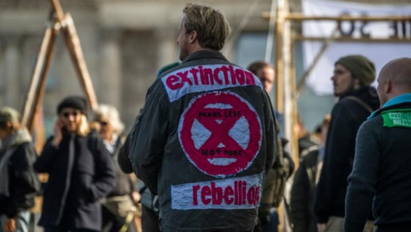 Extinction Rebellion marschiert weltweit gegen das Aussterben der Arten. (Bild: APA/AFP/John MACDOUGALL)