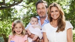 Pirnzessin Madeleine und Christopher O’Neill mit den Kindern Leonore und Adrienne (Bild: Anna-Lena Ahlström, Royal Court, Sweden)