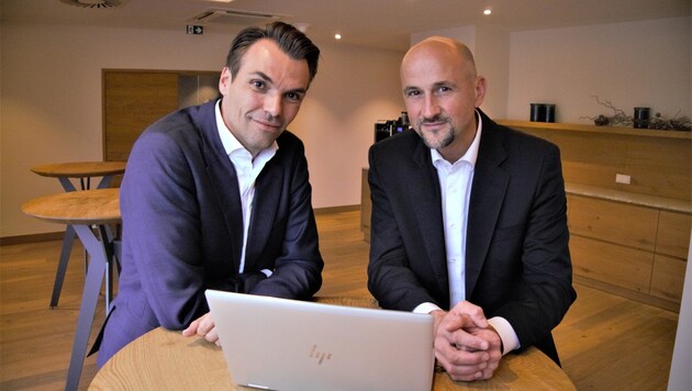 Jochen Borenich und Hans-Peter Ziegler von Kapsch BusinessCom (Bild: Christoph Laible)
