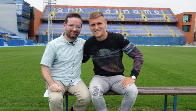 sportkrone.at-Reporter Hannes Maierhofer und Emir Dilaver im Stadion Maksimir von Dinamo Zagreb (Bild: Hannes Maierhofer)