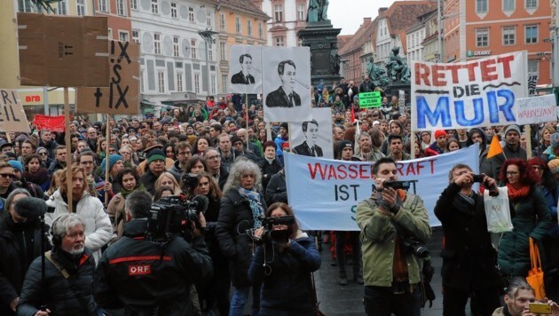 Protest gegen das Murkraftwerk in Graz (Bild: Juergen Radspieler)