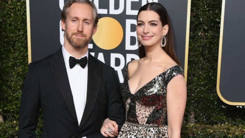 Anne Hathaway und Ehemann Adam Shulman (Bild: 2019 Getty Images)