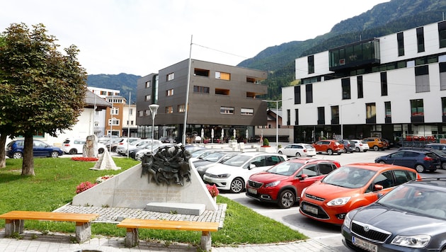 Hier, am Marktplatz in Schwarzach, wurde Anfang August gefeiert. (Bild: GERHARD SCHIEL)