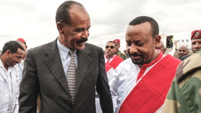 Abiy Ahmed (rechts) mit Eritreas Präsident Isaias Afwerki (Bild: AFP)