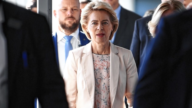 Der Antritt von Ursula von der Leyen als neue EU-Kommissionspräsidentin könnte sich noch ein wenig hinauszögern. (Bild: EPA)