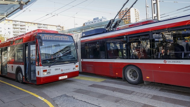 Two trolleybus passengers were injured due to an abrupt braking maneuver (Bild: Markus Tschepp)