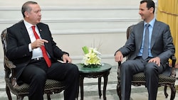 von links: Der türkische Präsident Recep Tayyip Erdogan und sein syrischer Amtskollege Bashar al-Assad (Archivbild) (Bild: AFP PHOTO/HO/SANA - Archivbild 2011)