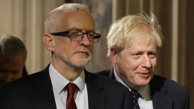 Labour-Chef Jeremy Corbyn (li.) und Boris Johnson (Bild: AP)