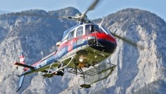 Der Polizeihubschrauber barg den verunglückten Wanderer.