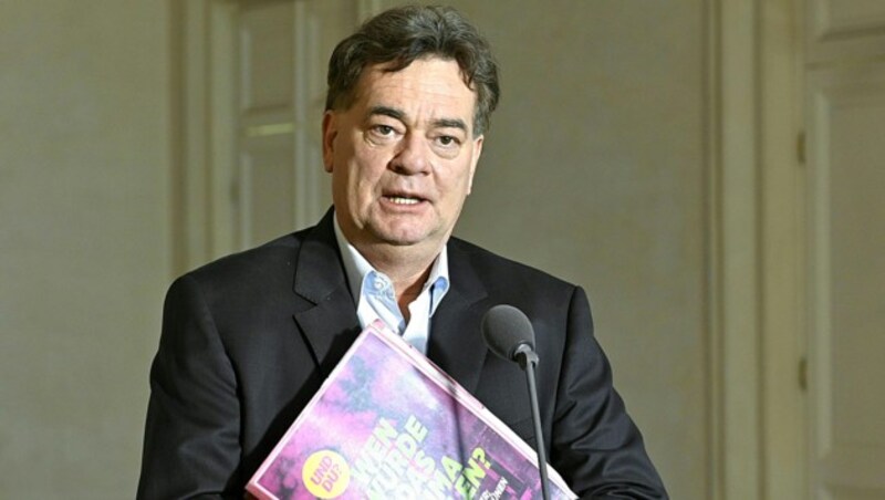 Werner Kogler (Bild: APA/HERBERT NEUBAUER)