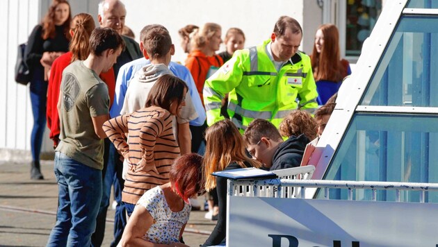 34 Schüler wurden durch Pfefferspray verletzt (Bild: Markus Tschepp)