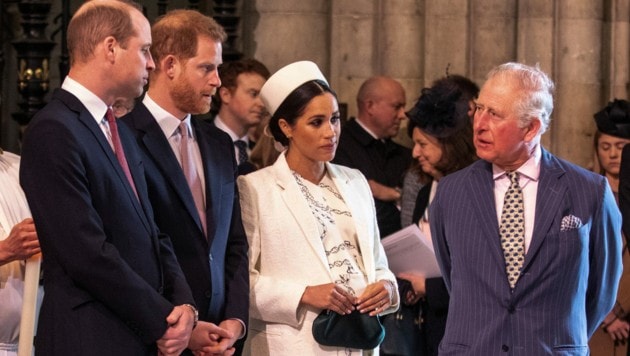 Prinz William, Prinz Harry, Herzogin Meghan, König Charles (Bild: AFP)