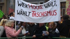 Gegner der rechten AfD (Bild: AFP)