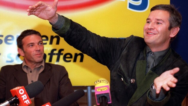Der damalige FPÖ-Bundesparteiobmann Jörg Haider und Harald Fischl (Bild: APA)